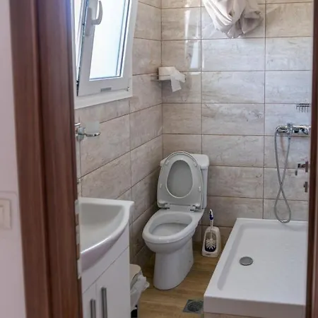 Rea מלון Paralía