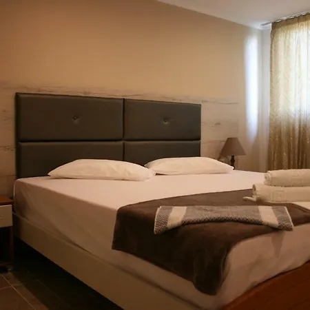 酒店 里亚酒店 *