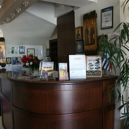 Rea מלון Paralía